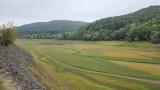 Der leere Edersee (Westseite)