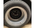 Dreiteilige BBS-Felge mit Pirelli-Bereifung